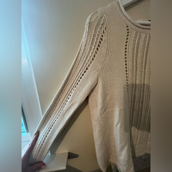 Lucky Brand sweater. - Picture 5 of 6